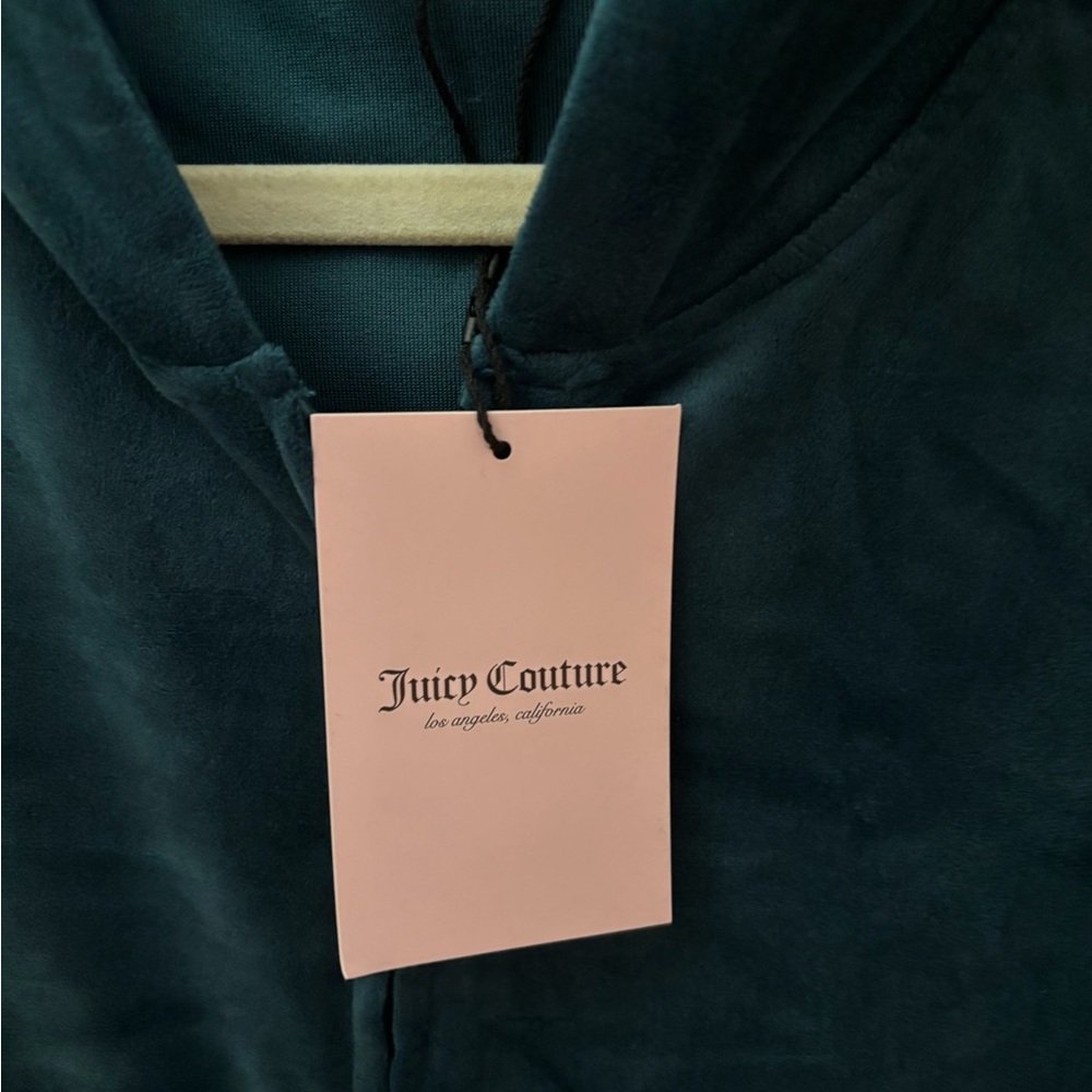 Juicy Couture  NWT Women's  SEA Velour tracksuit set - Picture 8 of 9